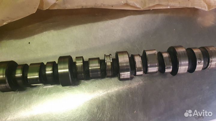 Распредвальный вал