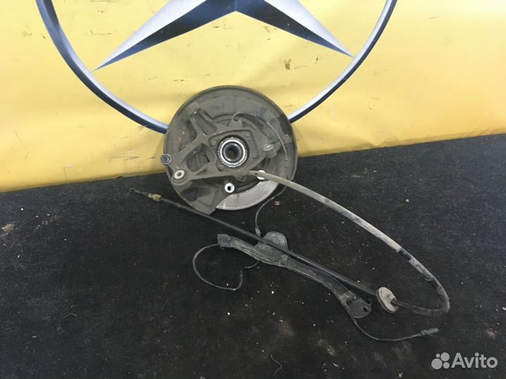 Кулак Mercedes W219 A2113508308