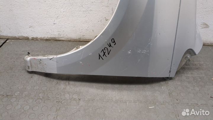 Крыло левое переднее Mazda MPV, 2001