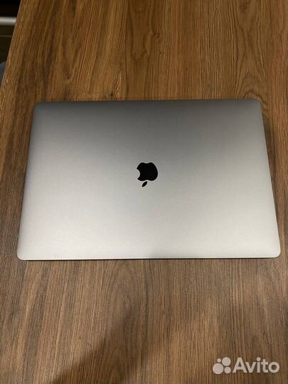 Macbook pro 16 i9 (16gb 1tb)