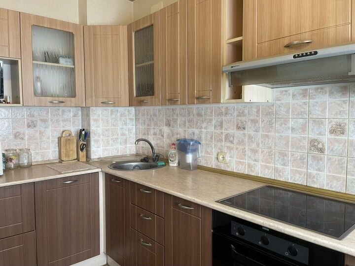 4-к. квартира, 71,4 м², 4/10 эт.