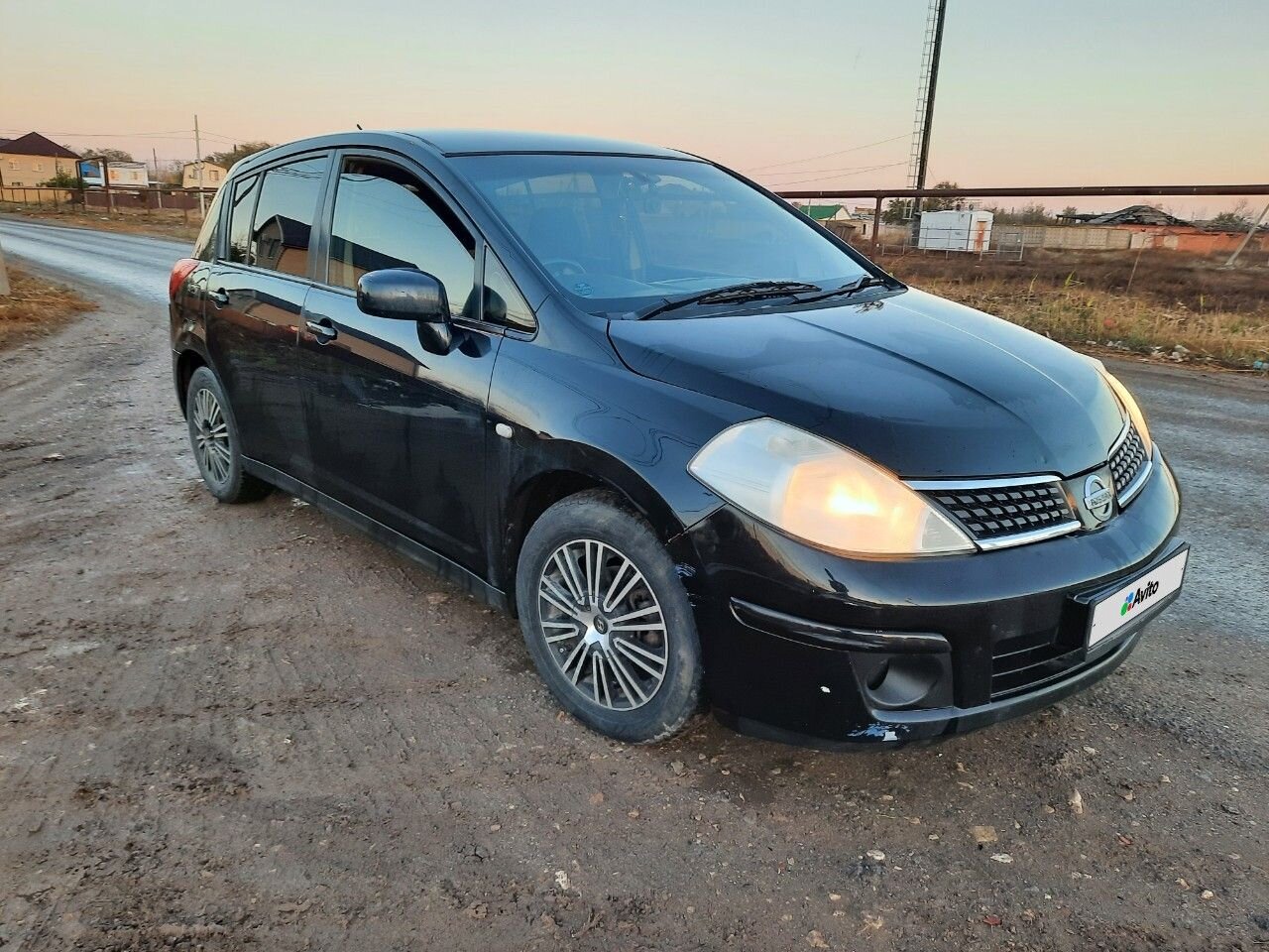 Nissan Tiida: фото владельца