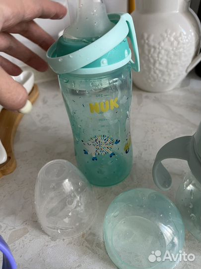 Поильник, ниблер, держатели для бутылочек