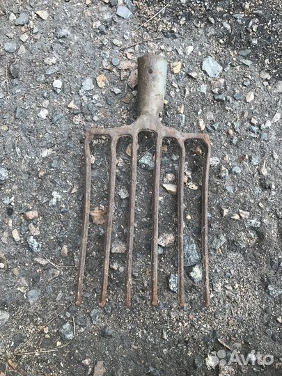 Грабли, лопаты