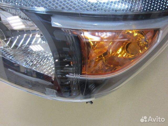 Фара левая Ford Ranger 2009-2012