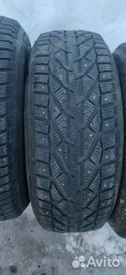 Tigar SUV Ice 215/65 R16