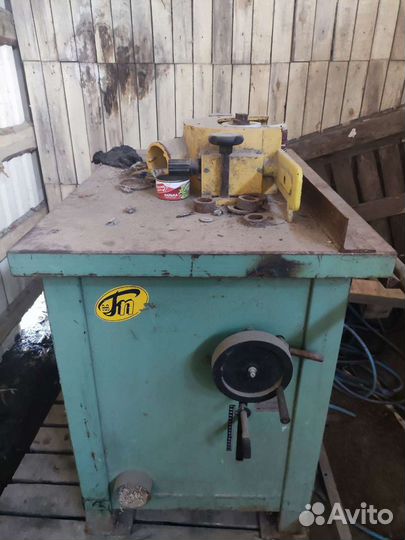 Фрезерный станок по дереву бу