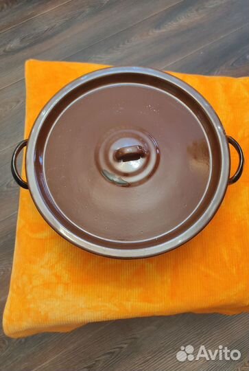 Кастрюля эмалированная На 4 литра СССР