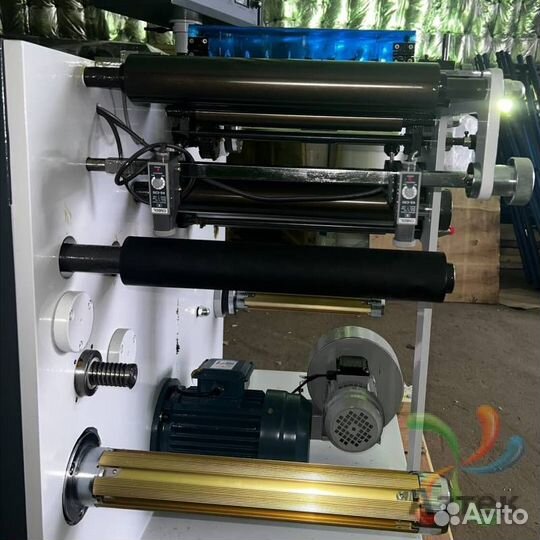 Станок продольной резки узкорулонный (бобинорезка)