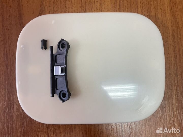 Лючок бензобака крышка Петля Сенс Ланос Шанс Заз