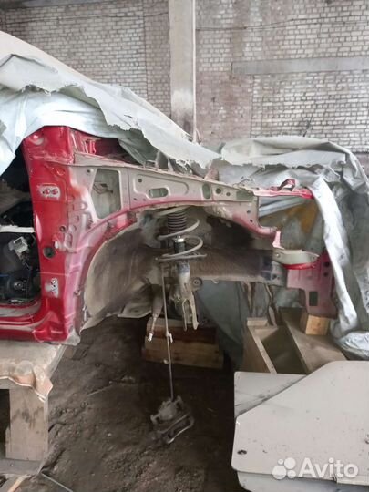 Четверть передняя правая Toyota Rav 4(XA30)