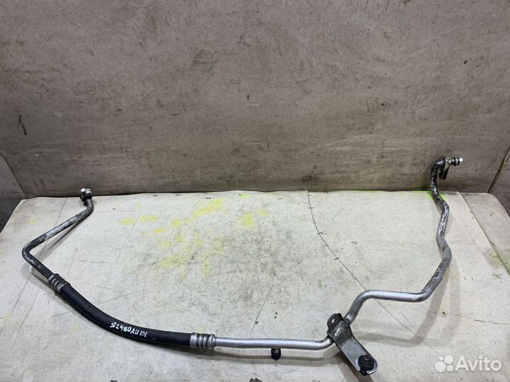 92480AU101 Трубка кондиционера Nissan Primera P12