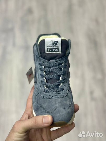 Кроссовки с мехом New Balance зимние
