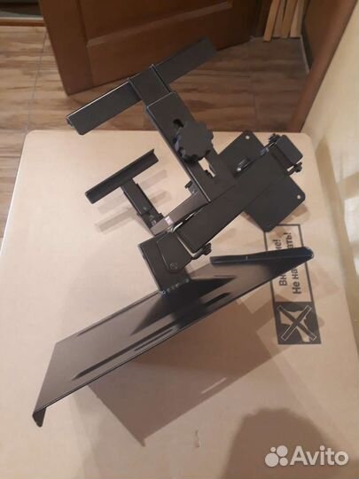 Подвесная полка под TV