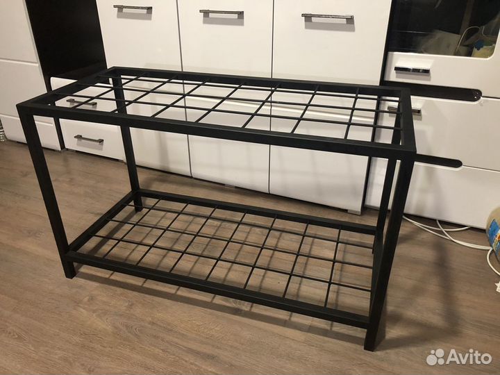 Стойка для хранения лыж