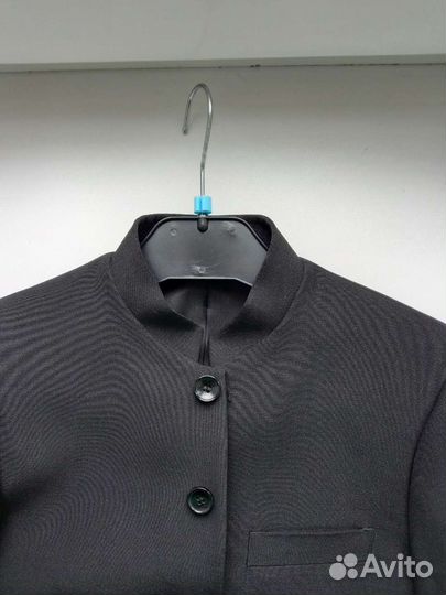 Шикарный черный пиджак на мальчика 128см