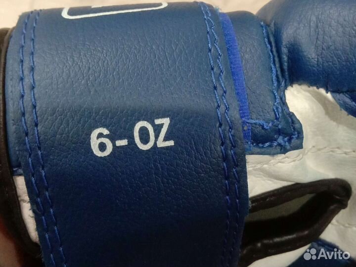 Боксерские перчатки