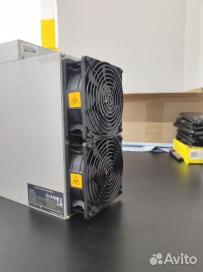 Asic майнер Bitmain Antminer S19