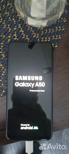 Samsung Galaxy A50, 6/128 ГБ