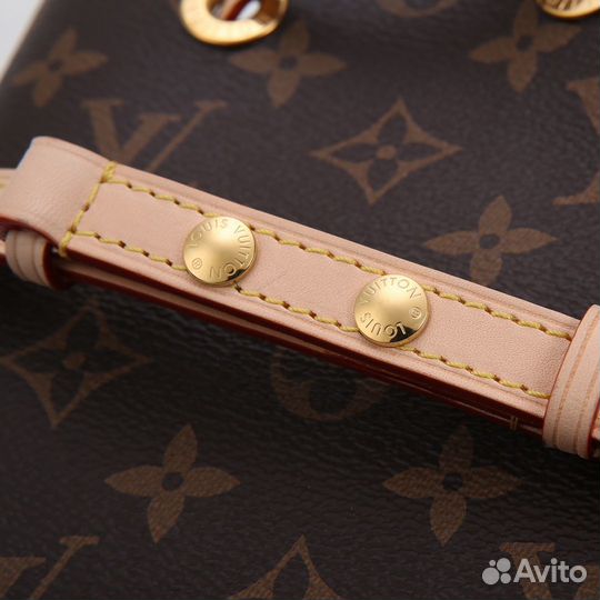 Сумка louis vuitton Nеоnое BB Mоnоgrаm Cаnvаs 2024