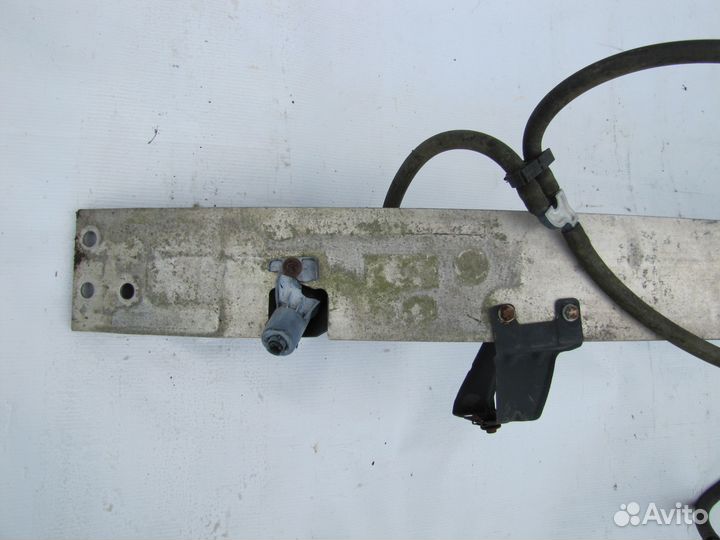 Mercedes CLK W209 усилитель заднего бампера