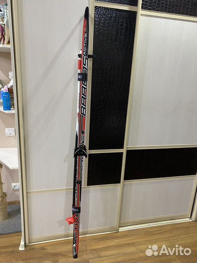 Беговые лыжи