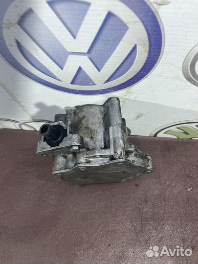 Вакумный насос шкода Окавия А5 1.8 tsi