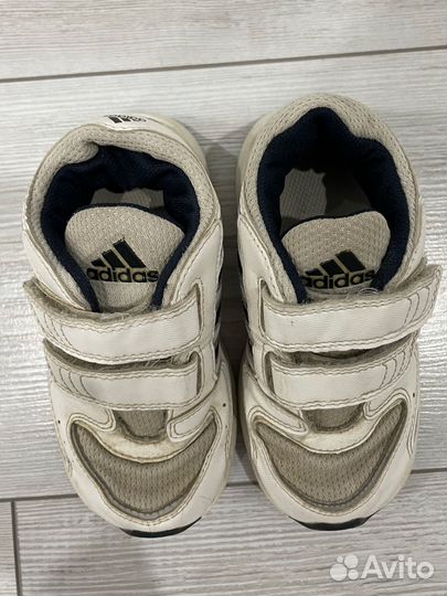 Кроссовки для мальчика adidas