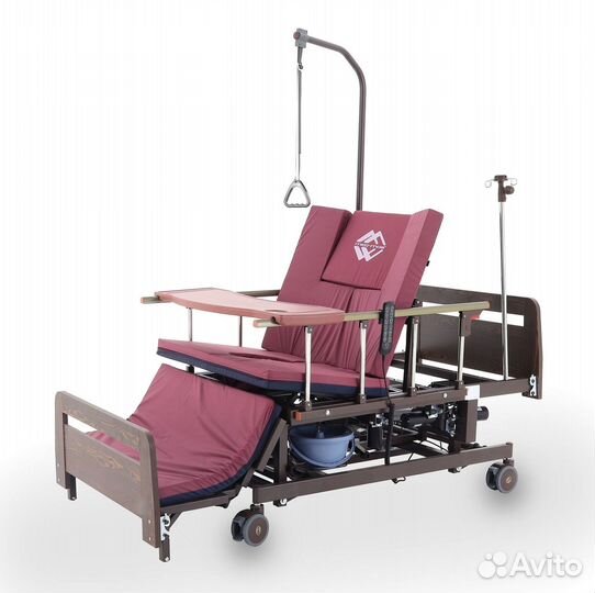 Медицинская кровать для инвалидов