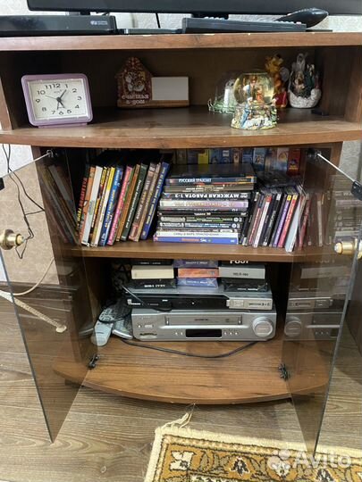 Стеклянная тумба под тв б/у