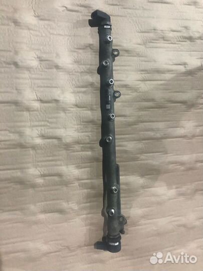 Рейка топливная рампа с датчиком Бмв 3.0 M57D30