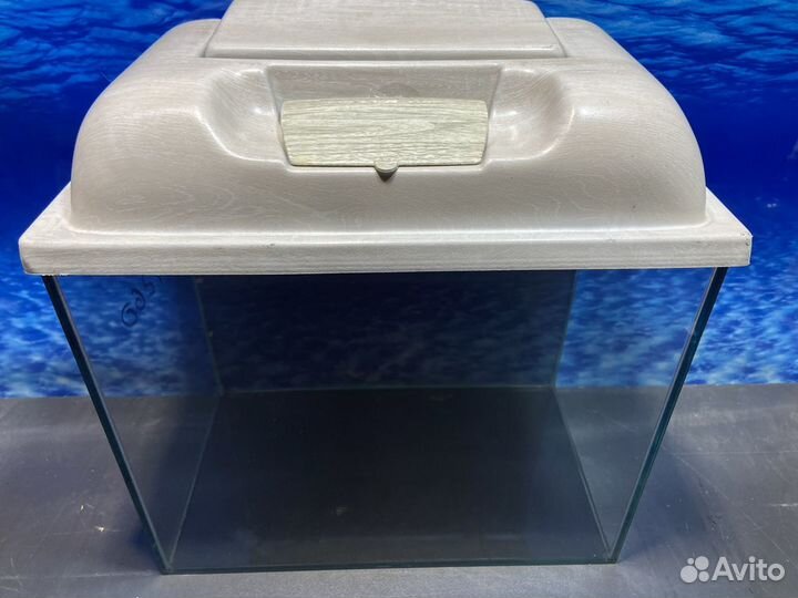 Новый 25 литров с крышкой