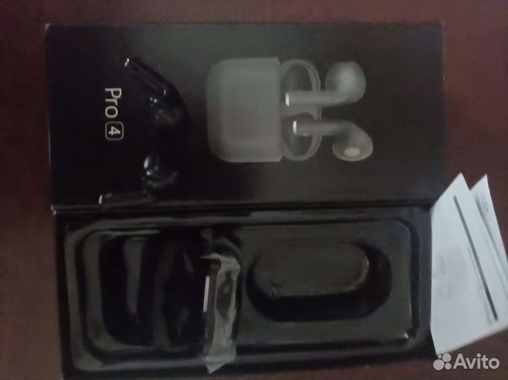 Беспроводные наушники Pro 4, чёрные, новые