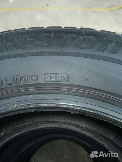 Bridgestone Blizzak LM-001 215/60 R17 99H