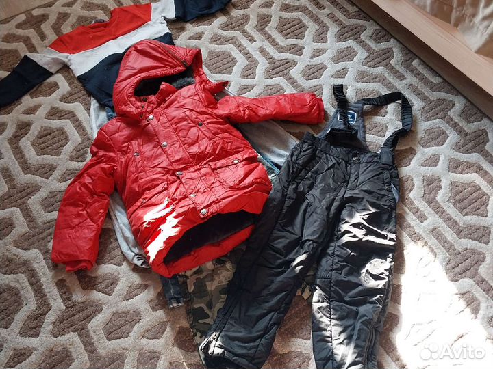 Продам пакет вещей