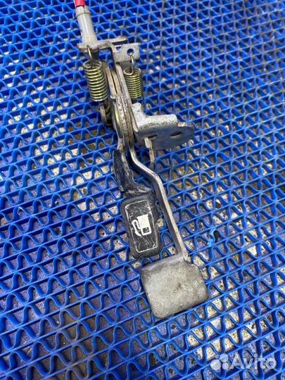 Ручка открывания лючка бензобака Toyota Platz