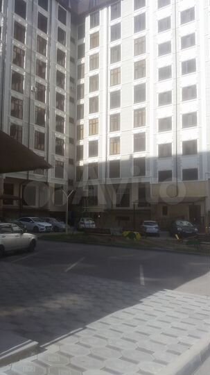 2-к. квартира, 84,4 м², 4/10 эт.