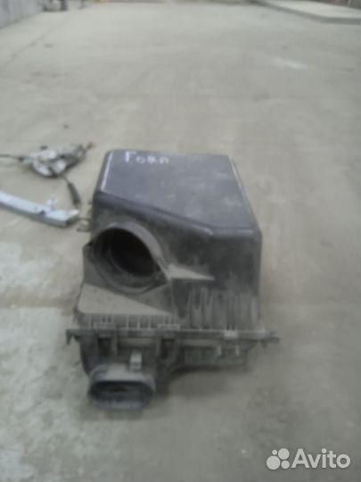 Корпус воздушного фильтра Chery Fora A21 2006-2010