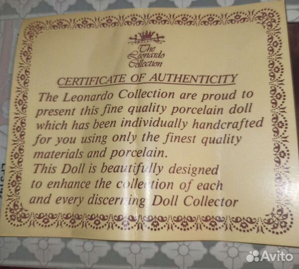 Кукла фарфоровая коллекционная