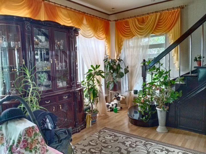 Коттедж 263,7 м² на участке 13 сот.