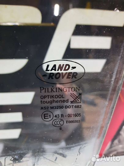 Стекло передней левой двери Land Rover Discovery 3
