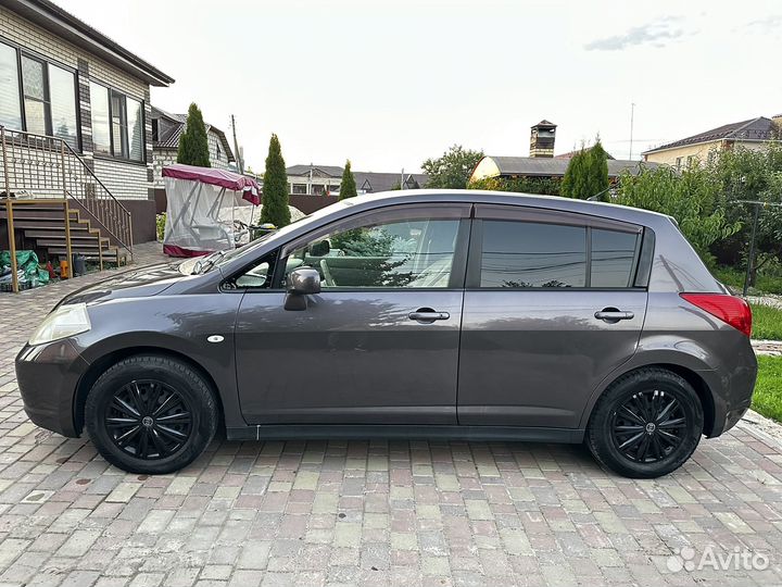 Nissan Tiida 1.6 AT, 2007, 130 000 км