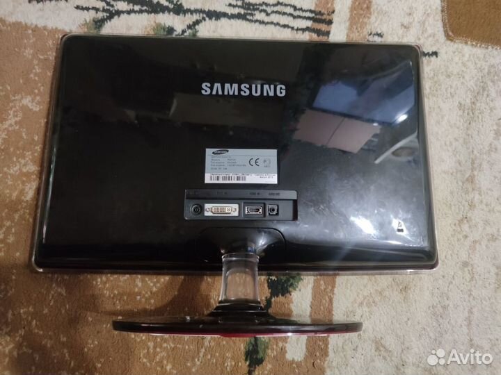 Монитор Samsung p2270h