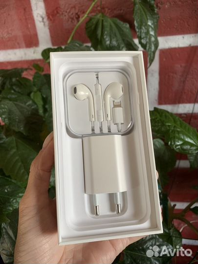 iPhone 8, 256 ГБ