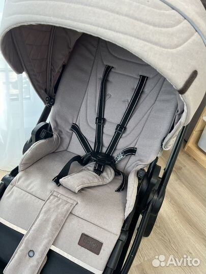 Коляска прогулочная carrello