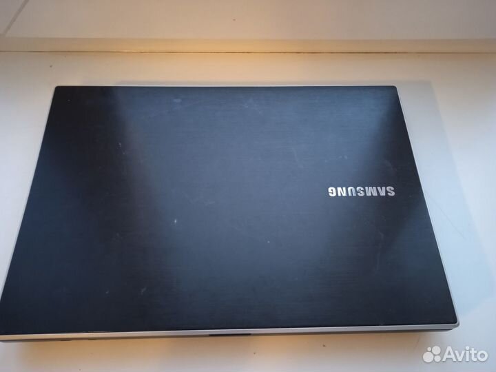 Ноутбук samsung на запчасти