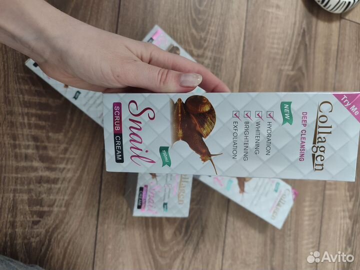 Крем для лица с коллагеном. Набор косметики