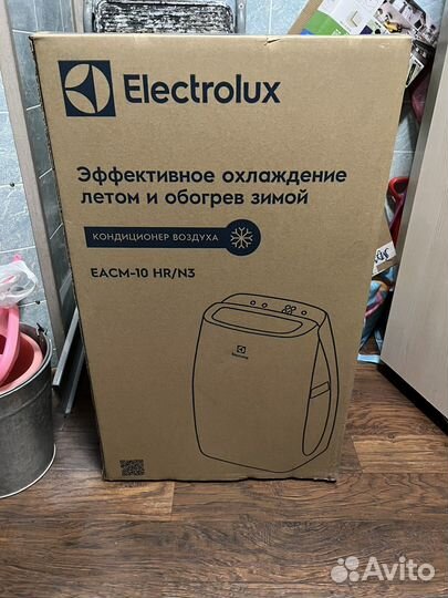 Мобильный кондиционер Electrolux eacm-10 HR/N3