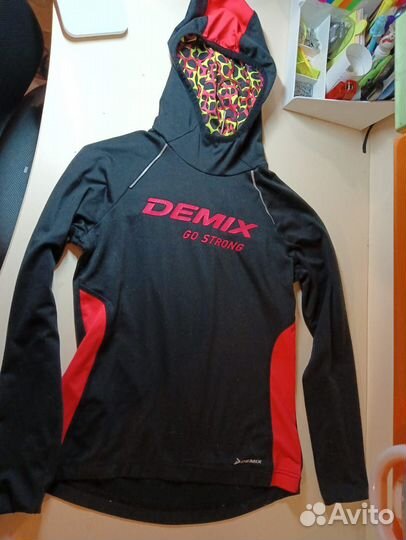 Спортивная кофта demix