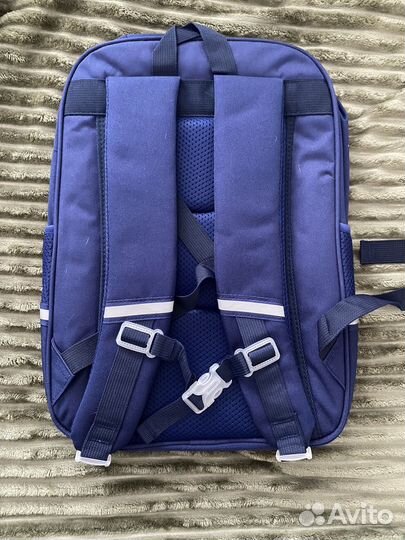 Рюкзак школьный для мальчика новый